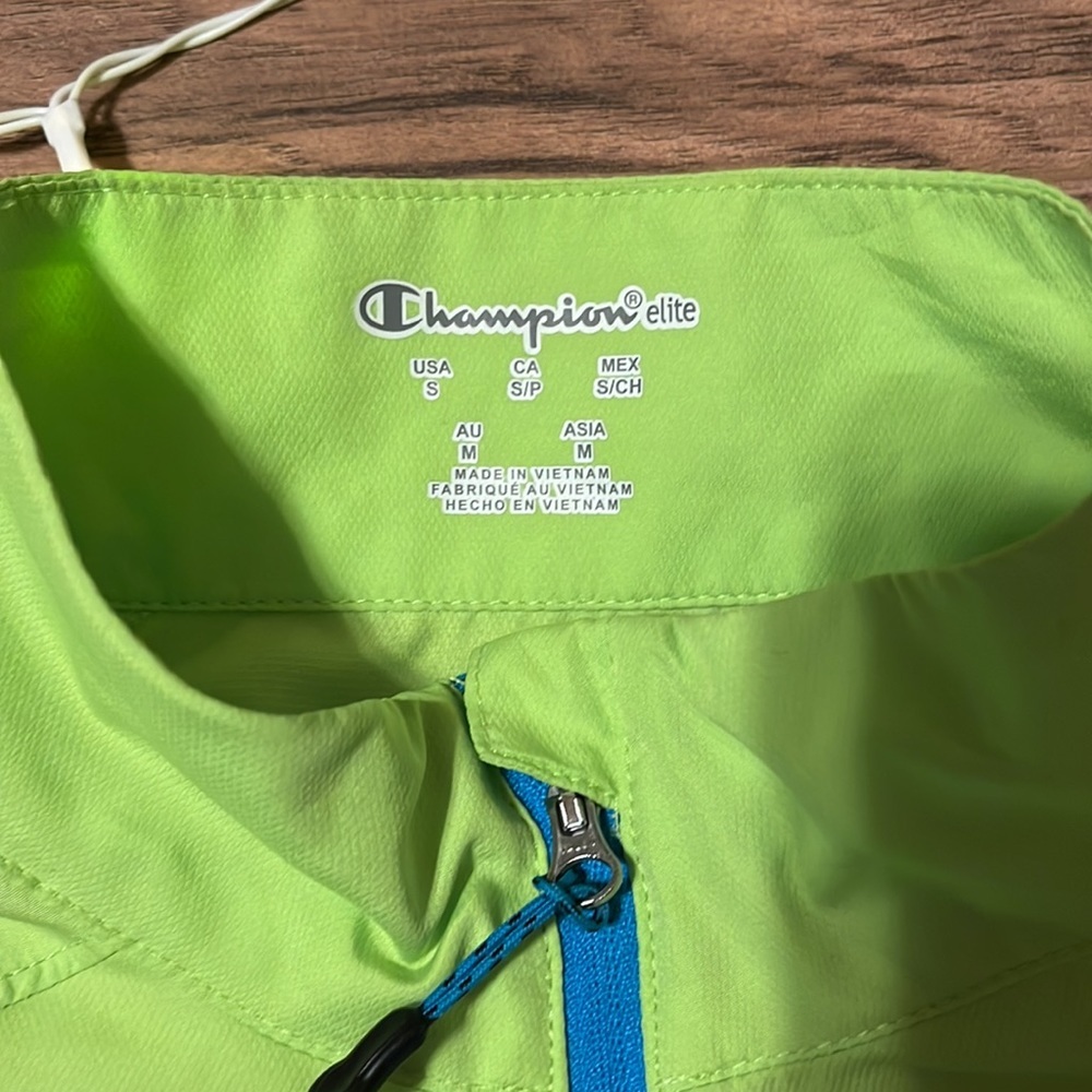 Lightweight Active Jacket - Picture 9 of 9